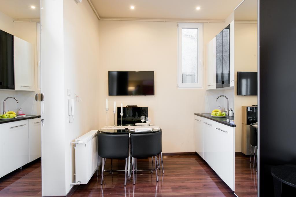 Little Boss Apartment Budapest Luaran gambar